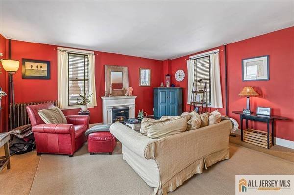 92 Halsey Reed RD, Cranbury, NJ 08512