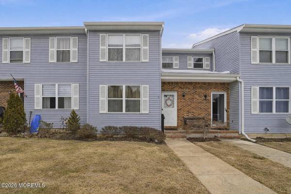 26 Peachtree Lane, Jamesburg, NJ 08831