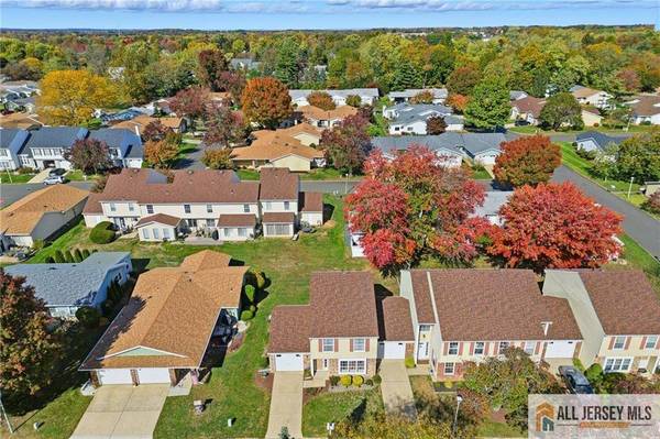 376 Stirling DR #376A, Monroe, NJ 08831