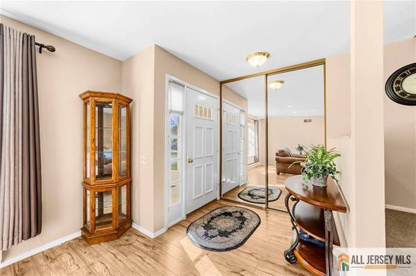 376 Stirling DR #376A, Monroe, NJ 08831