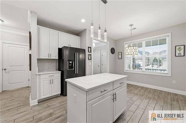 6 Traditions PL, Monroe, NJ 08831