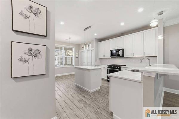 6 Traditions PL, Monroe, NJ 08831