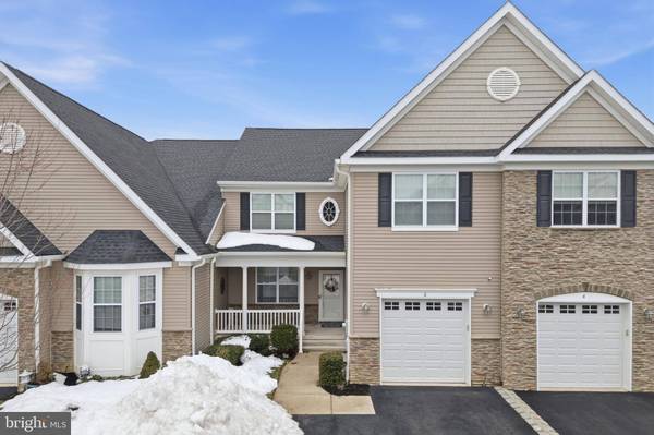 6 TRADITIONS PL, Monroe Township, NJ 08831