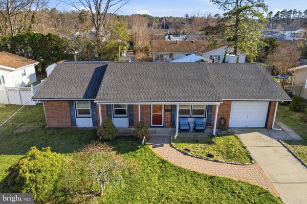 6 HUNTERDON AVE, Monroe Township, NJ 08831