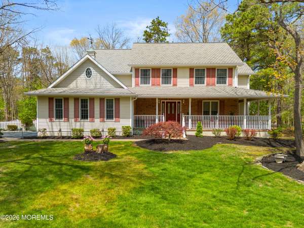 1 Pineview Court, Monroe, NJ 08831