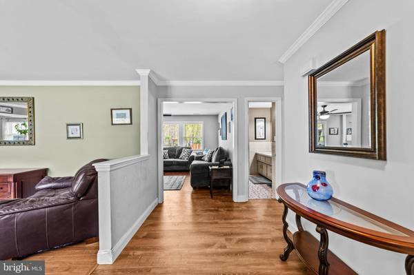 7 MICHELLE ST, Monroe Township, NJ 08831