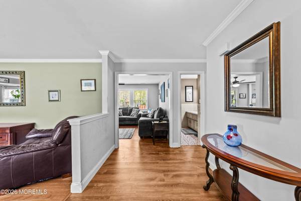 7 Michelle Street, Monroe, NJ 08831