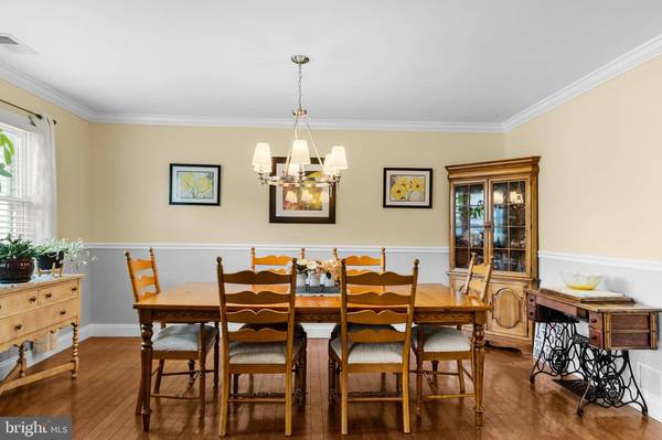 7 MICHELLE ST, Monroe Township, NJ 08831