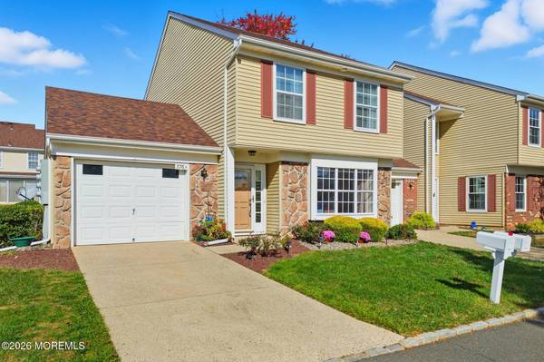 376 Stirling Drive #376A, Monroe, NJ 08831