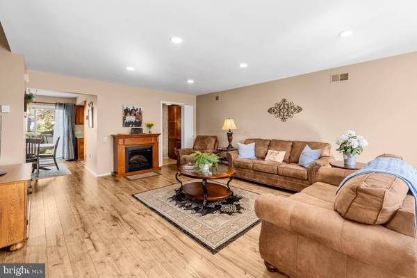 376-A STIRLING DR, Monroe Township, NJ 08831