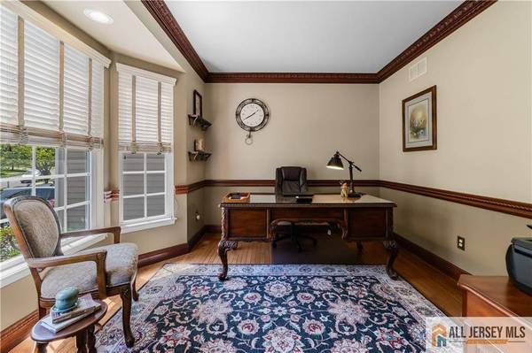52 Spruce Meadows DR, Monroe, NJ 08831