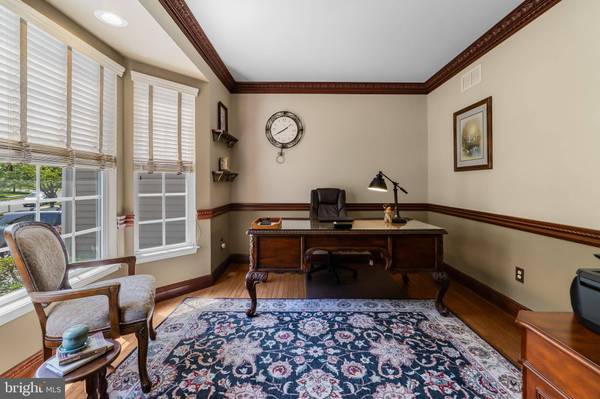 52 SPRUCE MEADOWS DR, Monroe Township, NJ 08831