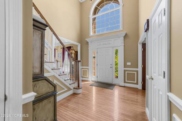 52 Spruce Meadows Drive, Monroe, NJ 08831