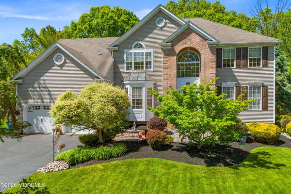 52 Spruce Meadows Drive, Monroe, NJ 08831