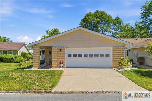 297 Yardley DR #297A, Monroe, NJ 08831