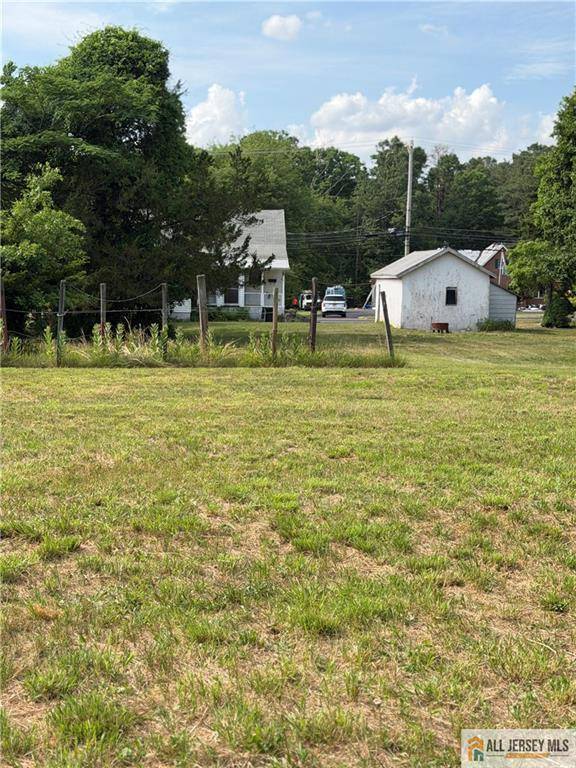 85 Pergola AVE, Monroe, NJ 08831