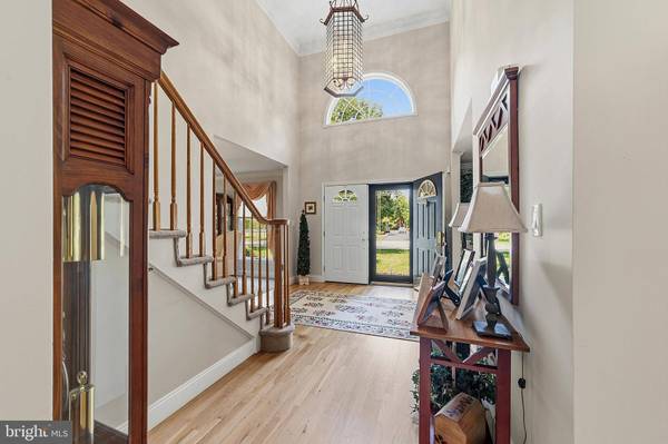18 DANTE RD, Monroe Township, NJ 08831