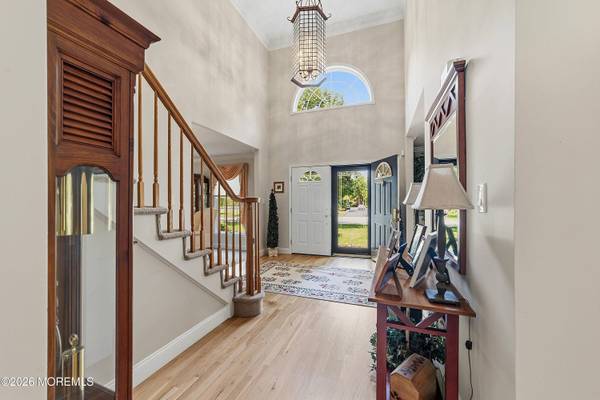 18 Dante Road, Monroe, NJ 08831