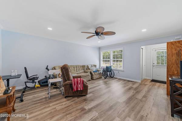 11 John Hancock Drive, Monroe, NJ 08831
