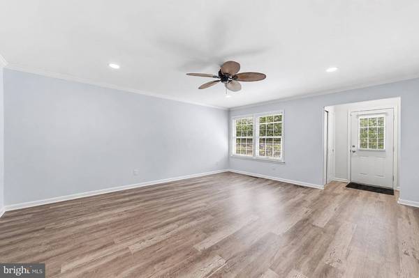 11B JOHN HANCOCK, Monroe Township, NJ 08831