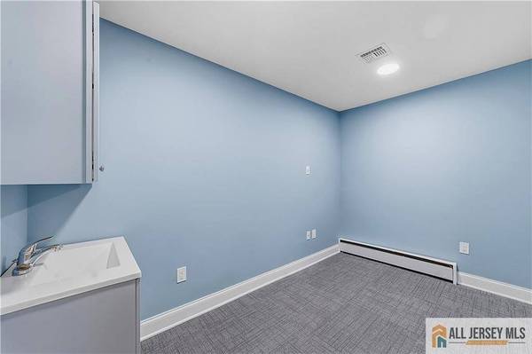 333 Spotswood Englishtown RD, Monroe, NJ 08831