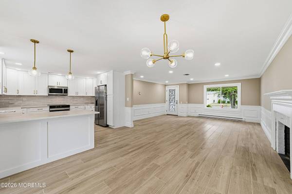 66 Essex Road, Monroe, NJ 08831
