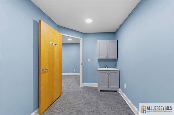 333 Spotswood Englishtown RD, Monroe, NJ 08831