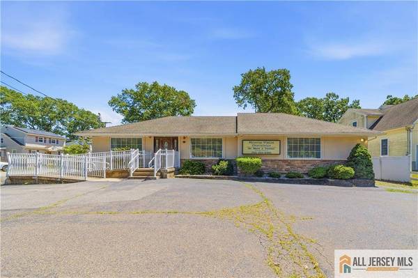 333 Spotswood Englishtown RD, Monroe, NJ 08831