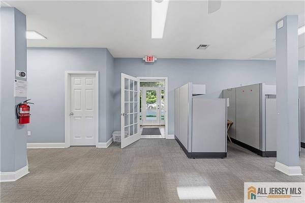 320 Spotswood Englishtown RD, Monroe, NJ 08831