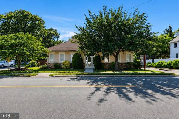 320 SPOTSWOOD ENGLISHTOWN DR, Monroe Township, NJ 08831
