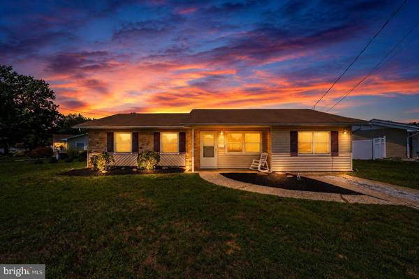 5 FOREST PARK TER, Monroe Township, NJ 08831