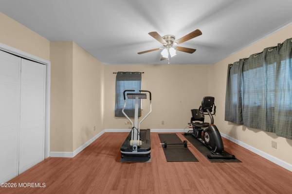 5 Forest Park Terrace, Monroe, NJ 08831
