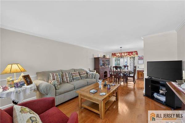 74 Amherst LN #E, Monroe, NJ 08831