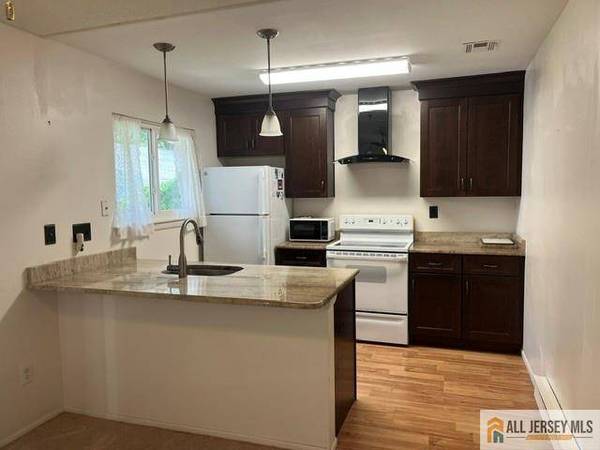 287 Oradell DR #287B, Monroe, NJ 08831