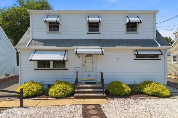 16 Pupek Road, South Amboy City, NJ 08879