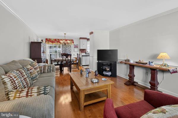 74 AMHERST LN E, Monroe Township, NJ 08831