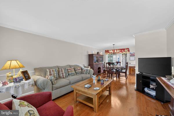 74 AMHERST LN E, Monroe Township, NJ 08831