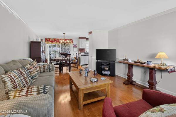 74 E Amherst Lane, Monroe, NJ 08831