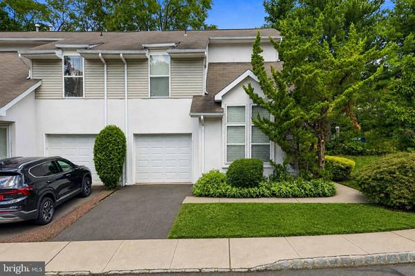 24 PARKSIDE DR, Jamesburg, NJ 08831