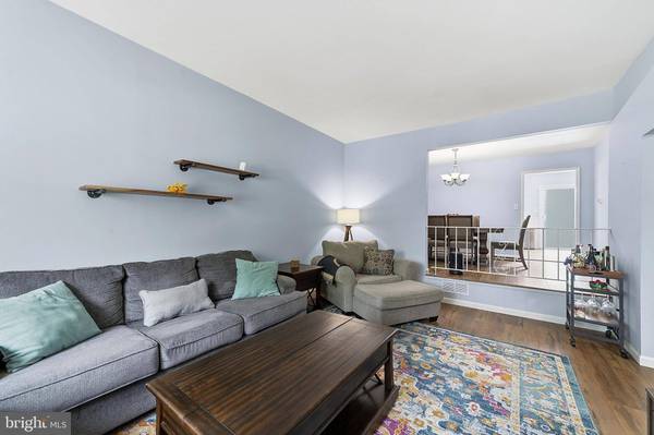 60 HICKORY CT, Jamesburg, NJ 08831