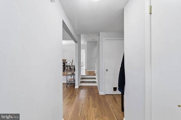 60 HICKORY CT, Jamesburg, NJ 08831