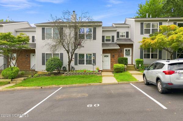 60 Hickory Court, Jamesburg, NJ 08831