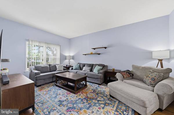 60 HICKORY CT, Jamesburg, NJ 08831