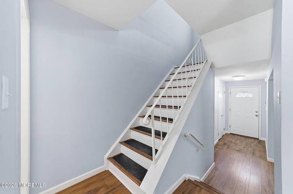 60 Hickory Court, Jamesburg, NJ 08831