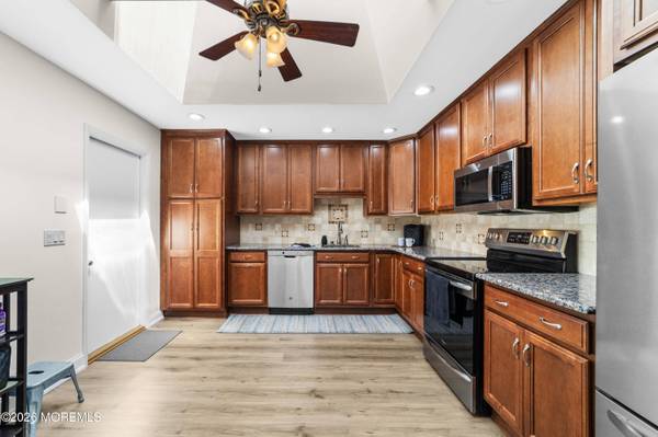 480 Fairton Drive #480C, Monroe, NJ 08831