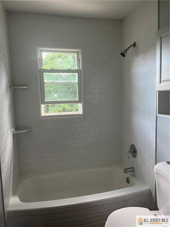 110 Buckelew AVE #2, Jamesburg, NJ 08831