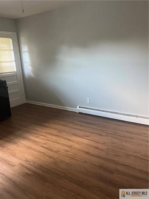 110 Buckelew AVE #2, Jamesburg, NJ 08831