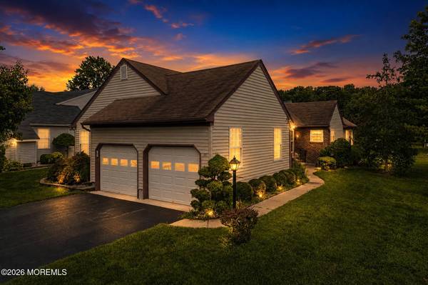 181 Concordia Circle, Monroe, NJ 08831
