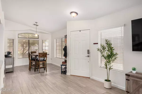 13216 W DESERT Lane, Surprise, AZ 85374