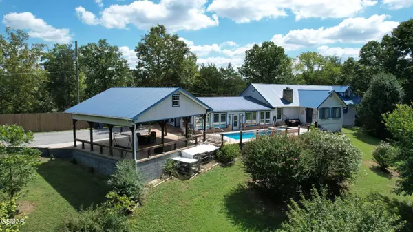 898 Lake View LOOP, Sevierville, TN 37876